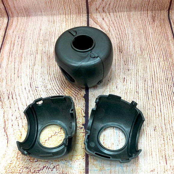 Child Safety Latches & Door Handle Safety Lock Bundle - Picture 9 of 10